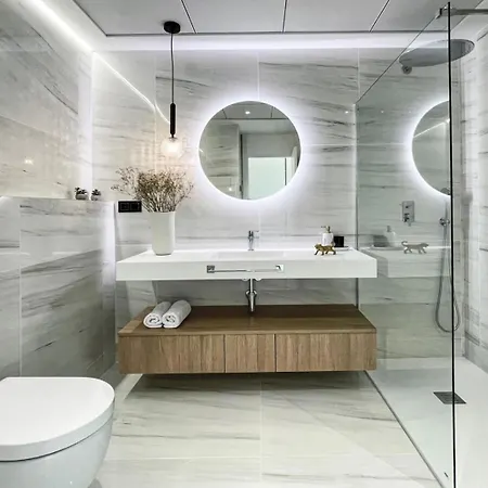 Apartment Luxury Sea View By United Renters